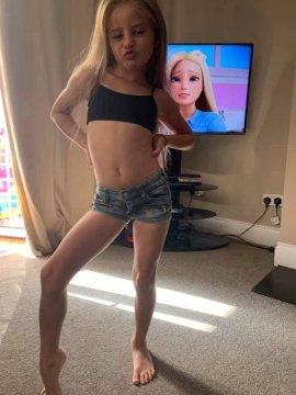 kenzieleedsx from Leeds,United Kingdom